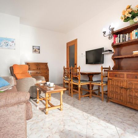 1003 - Seafront Apartment On El Paseo - Air Conditionning - Wi-Fi - Smart Tv อัลมูเญการ์ ภายนอก รูปภาพ