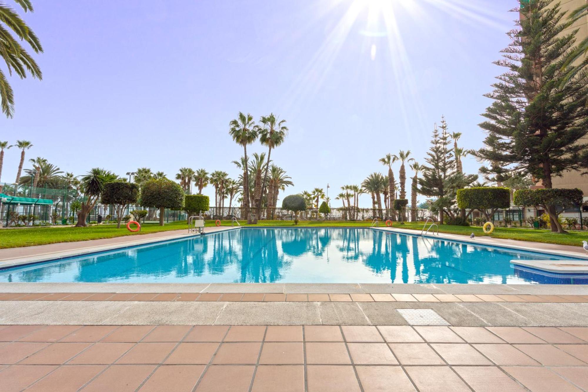 1003 - Seafront Apartment On El Paseo - Air Conditionning - Wi-Fi - Smart Tv อัลมูเญการ์ ภายนอก รูปภาพ
