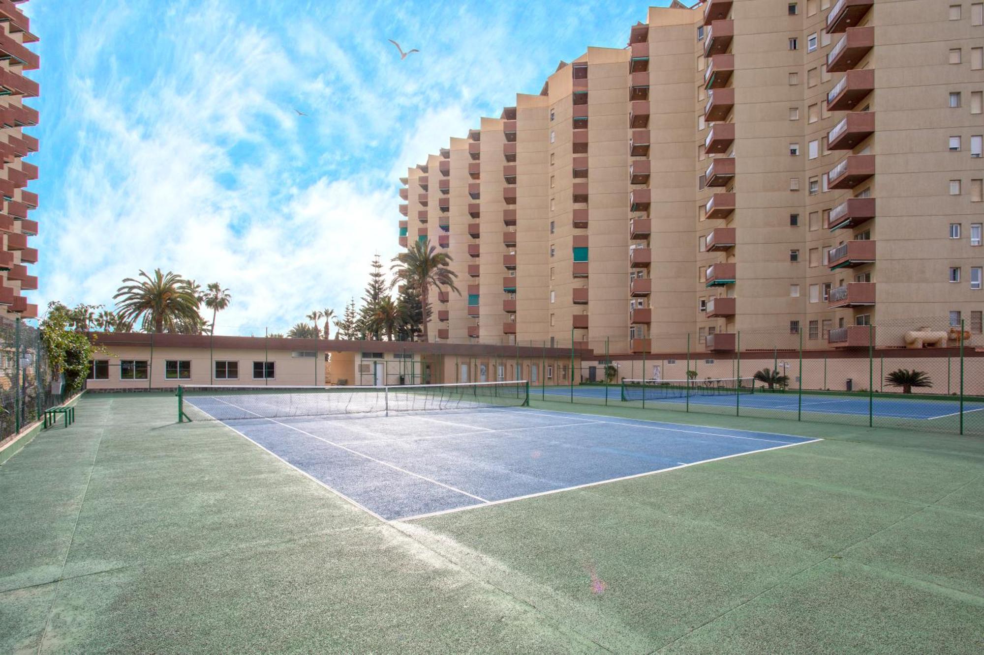 1003 - Seafront Apartment On El Paseo - Air Conditionning - Wi-Fi - Smart Tv อัลมูเญการ์ ภายนอก รูปภาพ