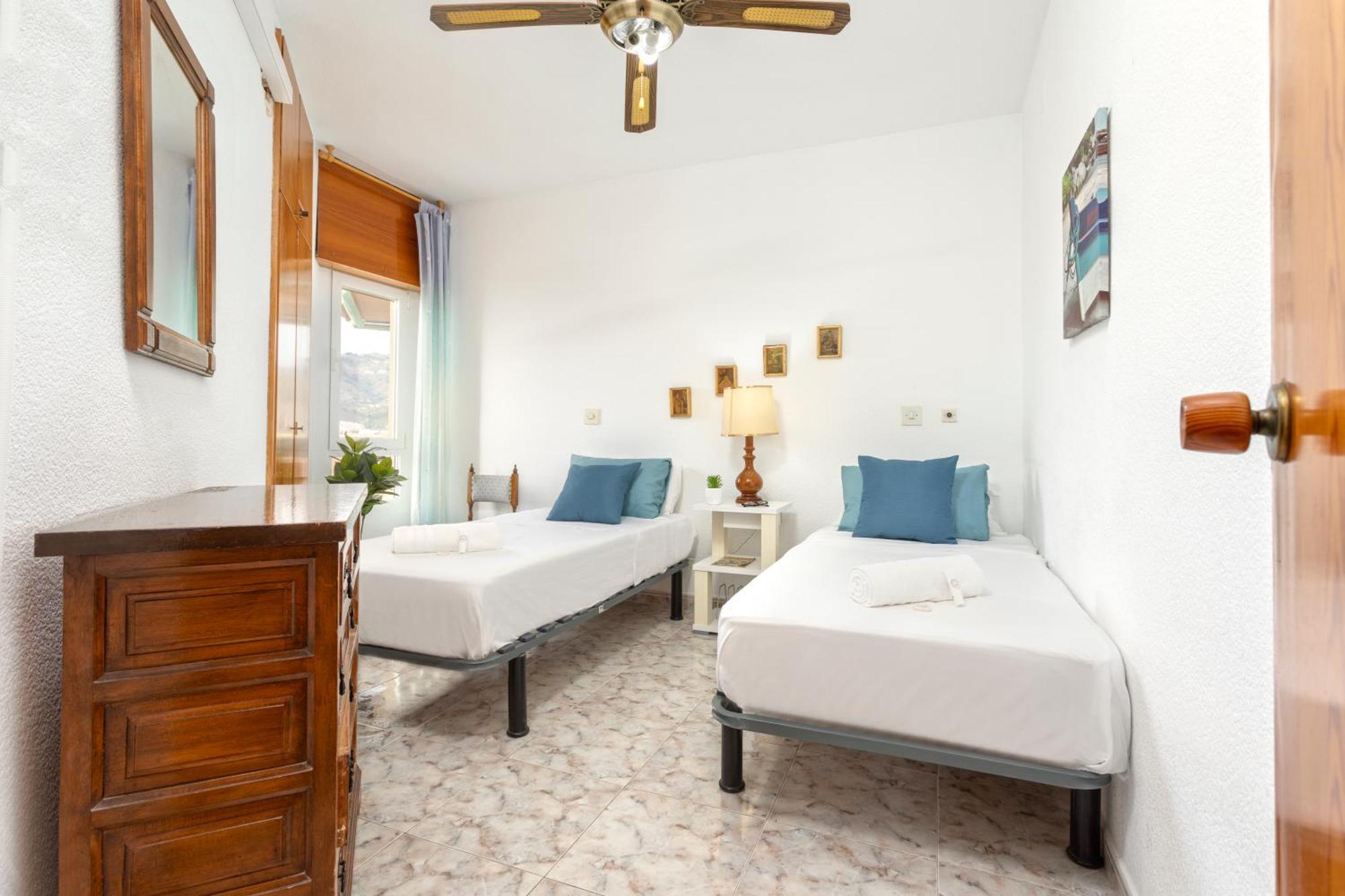 1003 - Seafront Apartment On El Paseo - Air Conditionning - Wi-Fi - Smart Tv อัลมูเญการ์ ภายนอก รูปภาพ