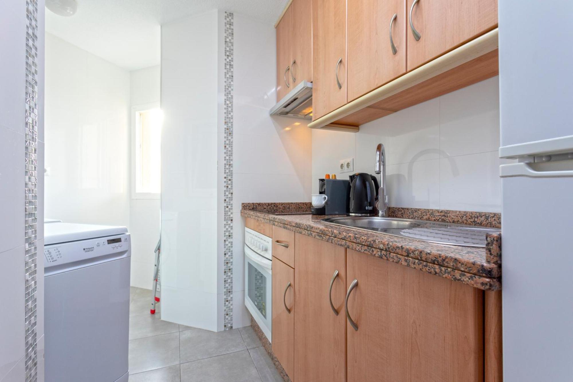 1003 - Seafront Apartment On El Paseo - Air Conditionning - Wi-Fi - Smart Tv อัลมูเญการ์ ภายนอก รูปภาพ